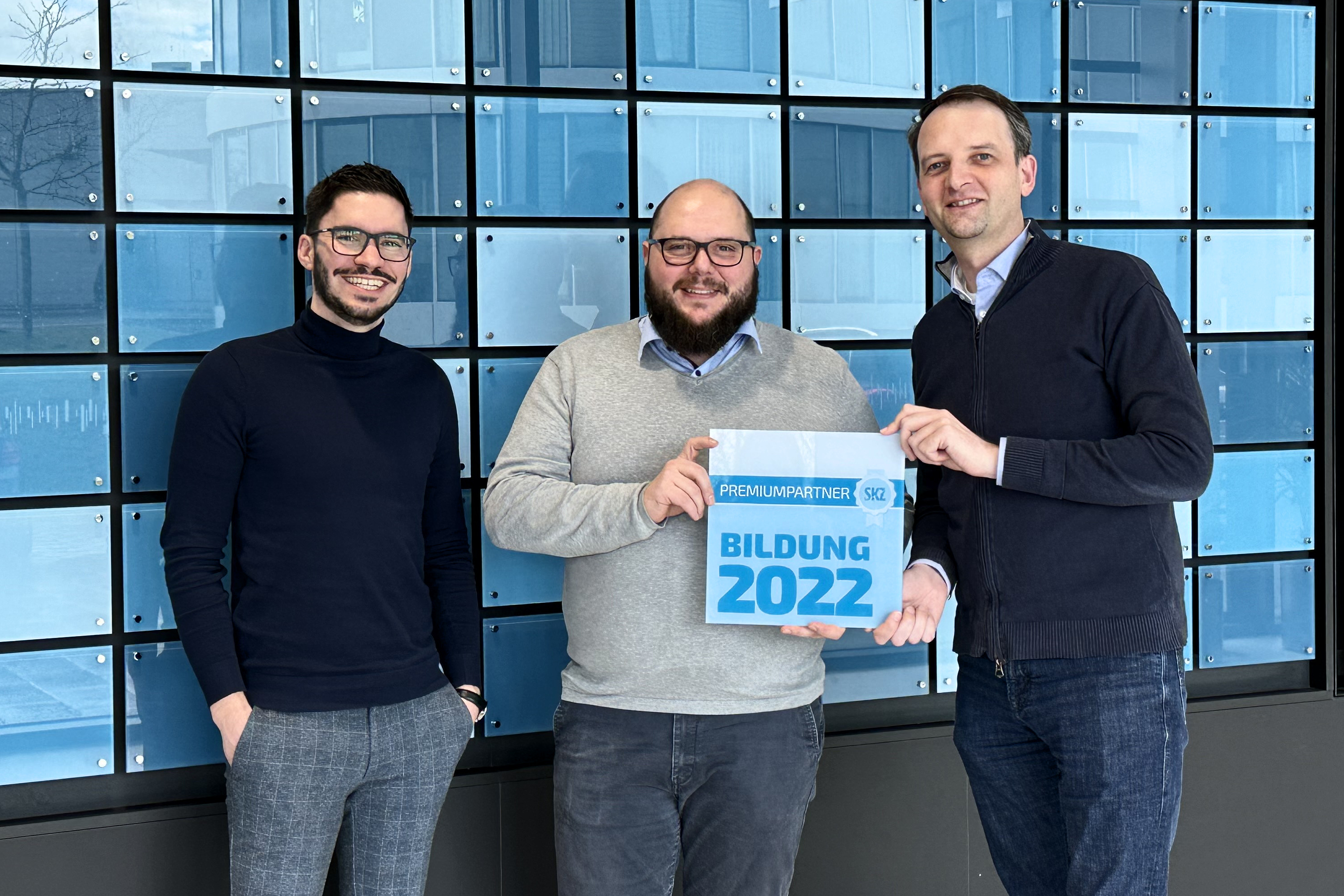 Polyneers GmbH Zum Ersten Mal Als Premiumpartner Bildung Des SKZ